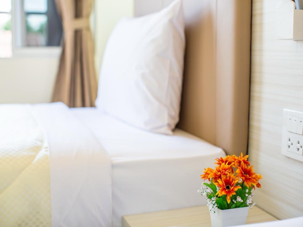 P.A. Thani Hotel Nakhon Sawan Exterior photo